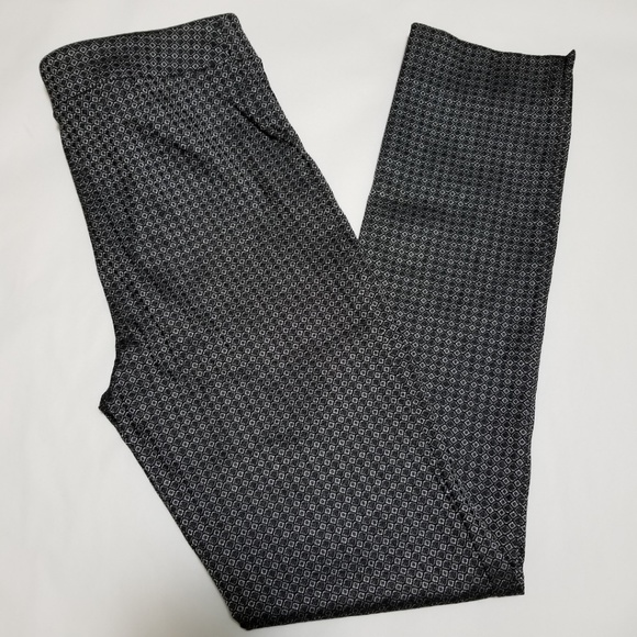 Le Chateau Silver Geometric Woven Legging Pants - Picture 1 of 6